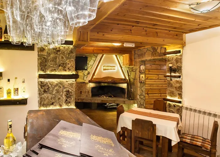 Boriki Complex Vilă *